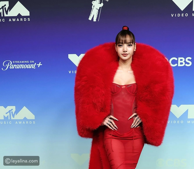 إطلالات المشاهبر في MTV VMAs 2026 بين الفخامة والجرأة