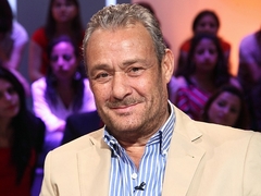 محمود حميدة يعترف بإدمانه للكحول ولم يبكي سوى مرة واحدة ليالينا