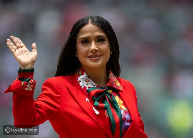 سلمى حايك تخطف الأنظار في افتتاح كأس العالم 2026